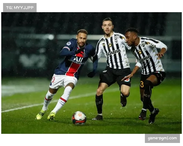 巴黎圣日耳曼3-0完胜特鲁瓦，后者保级希望愈发渺茫